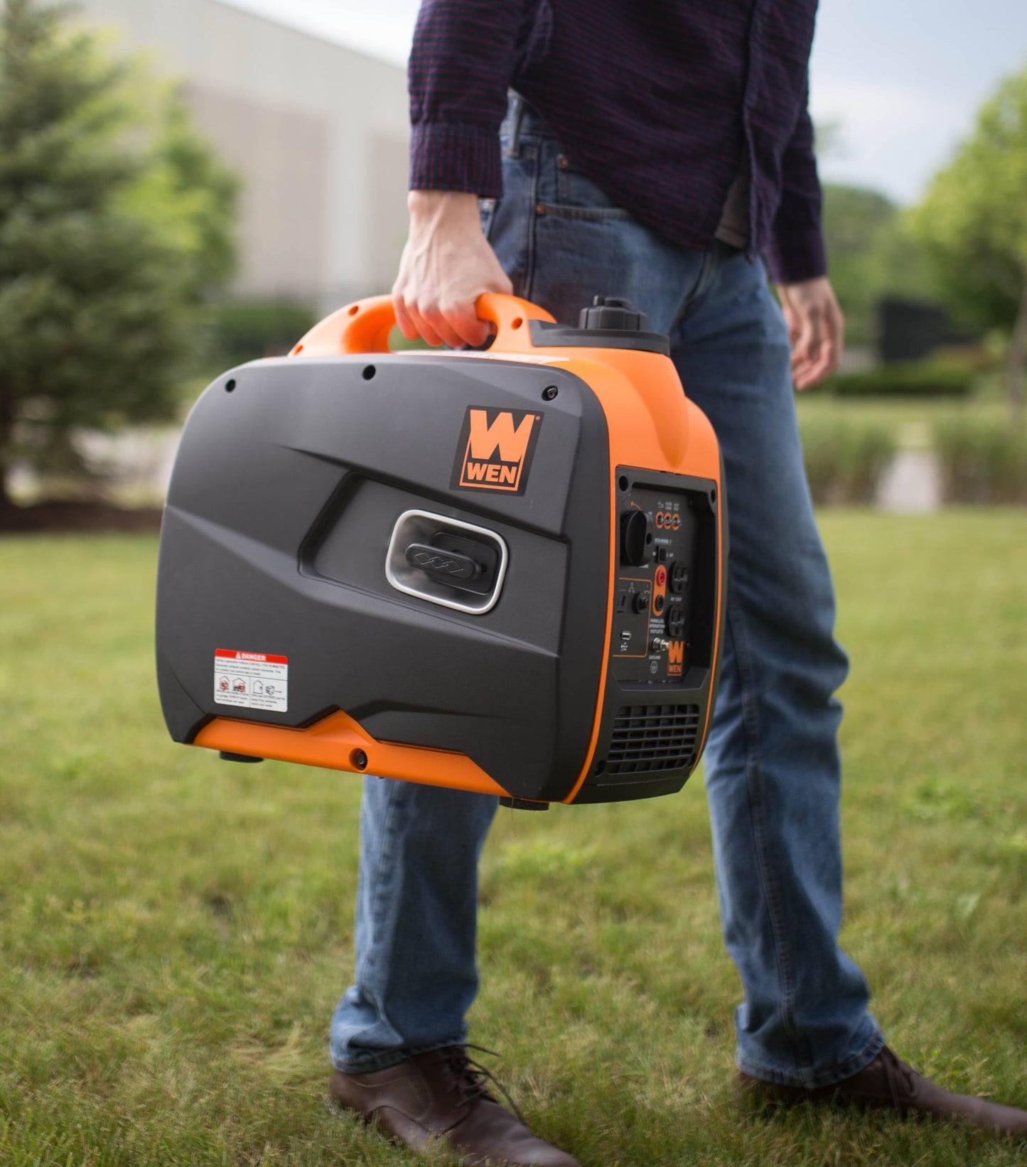 Super Quiet 2000-Watt Portable Inverter Generator, CARB Compliant